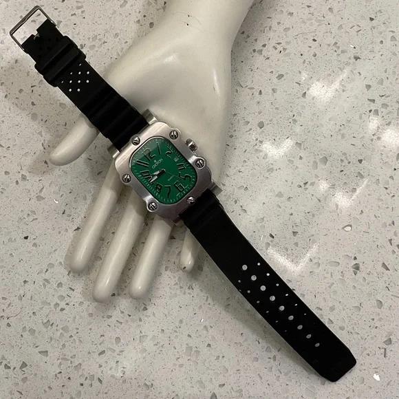 Croton Green Dial Watch with Black Strap - Picture 3 of 7